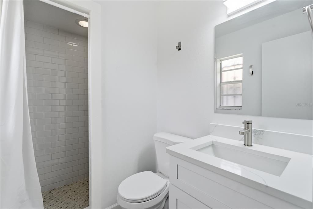 En Venta: $369,000 (3 camas, 2 baños, 1146 Pies cuadrados)