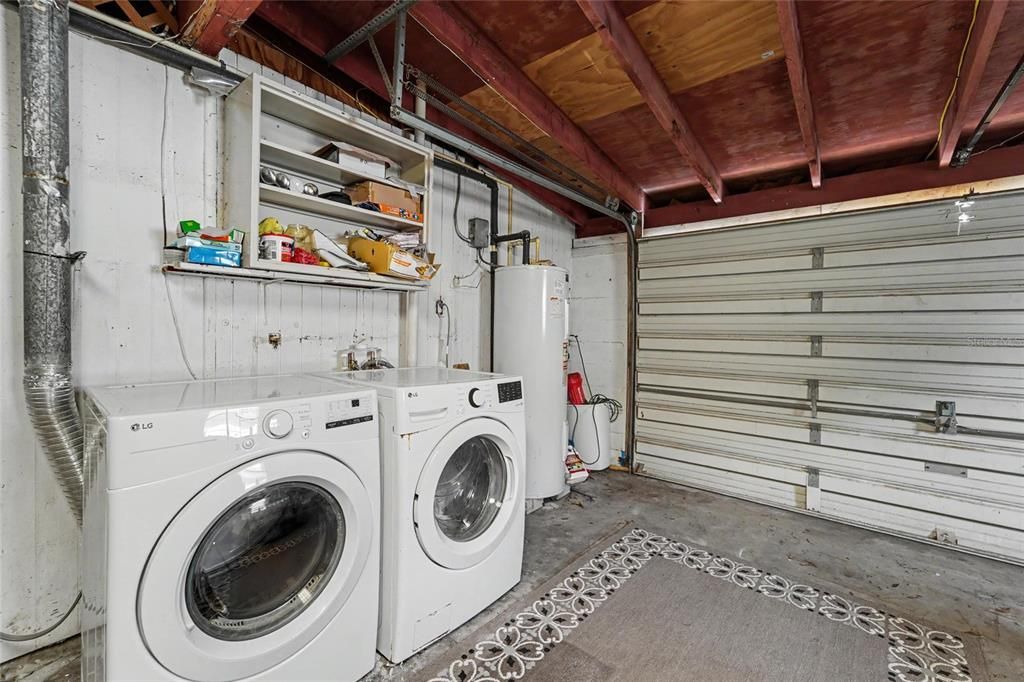 For Sale: $525,000 (3 beds, 2 baths, 1550 Square Feet)
