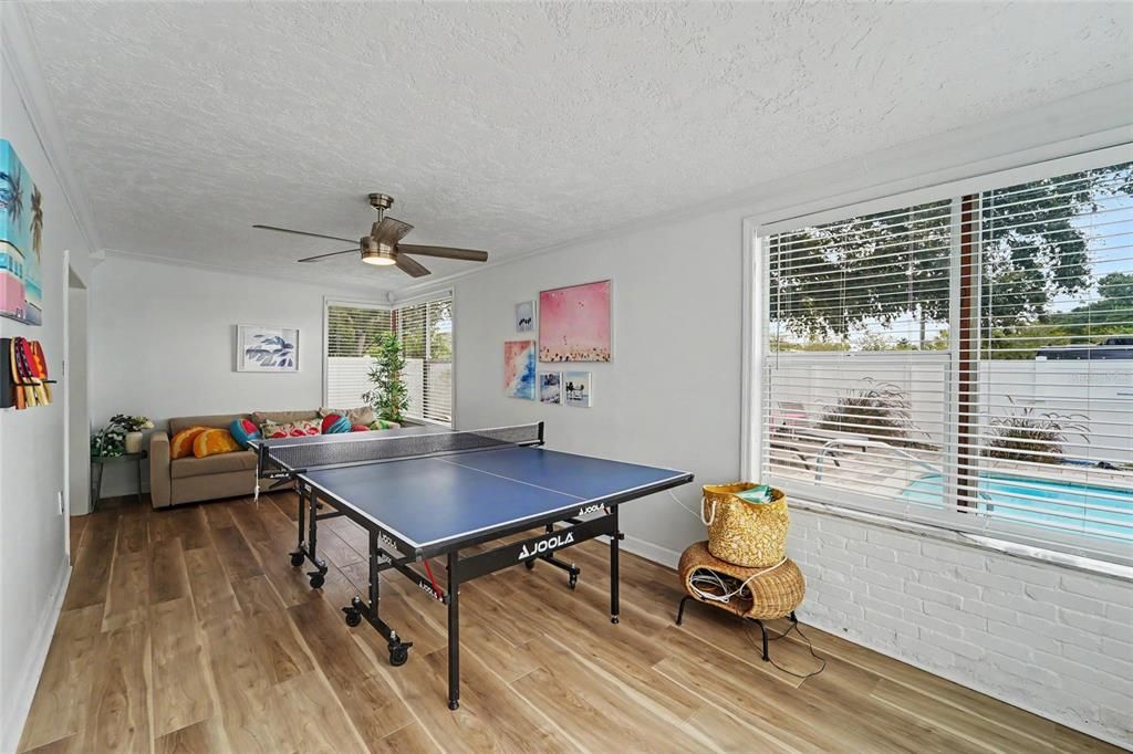 For Sale: $525,000 (3 beds, 2 baths, 1550 Square Feet)