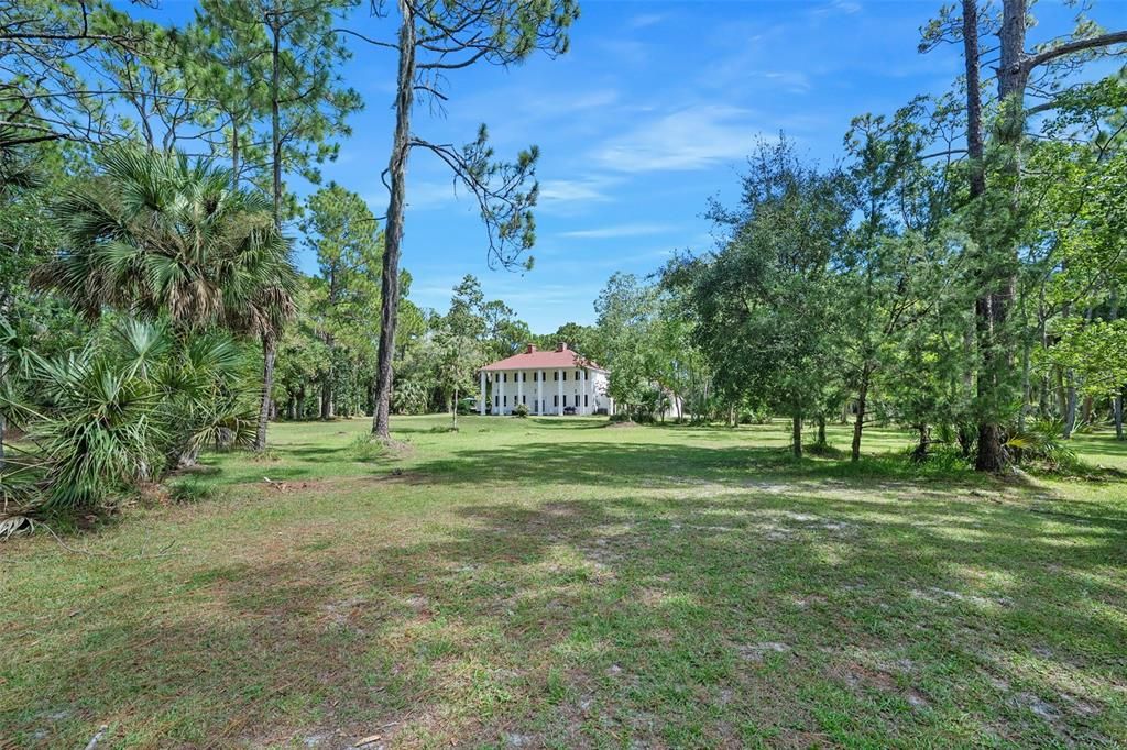En Venta: $899,000 (4 camas, 2 baños, 3001 Pies cuadrados)