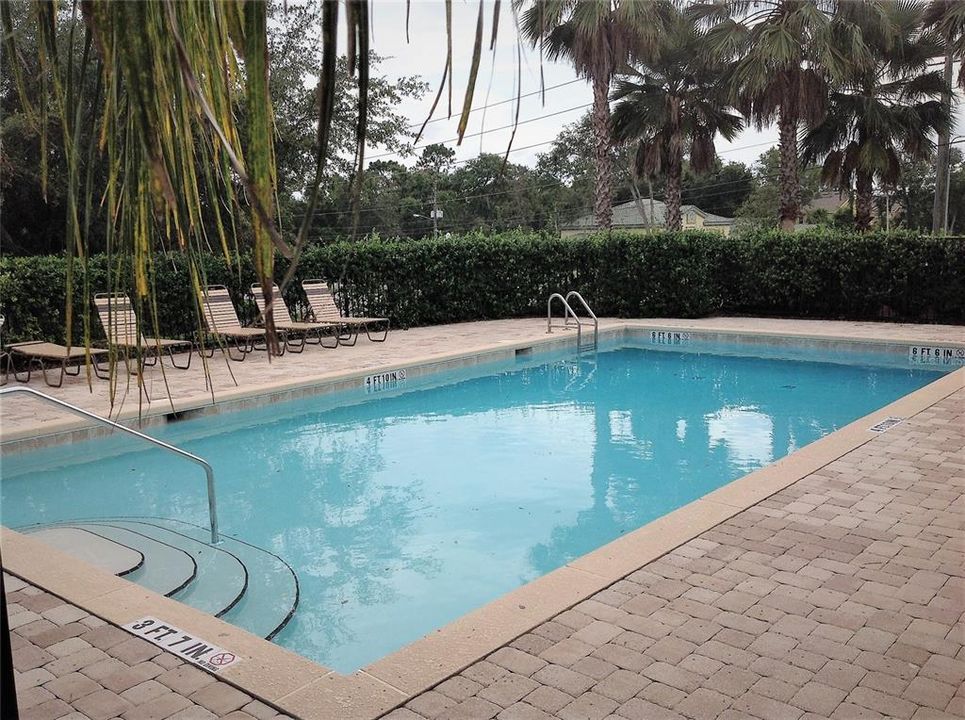 For Rent: $2,300 (3 beds, 2 baths, 1751 Square Feet)