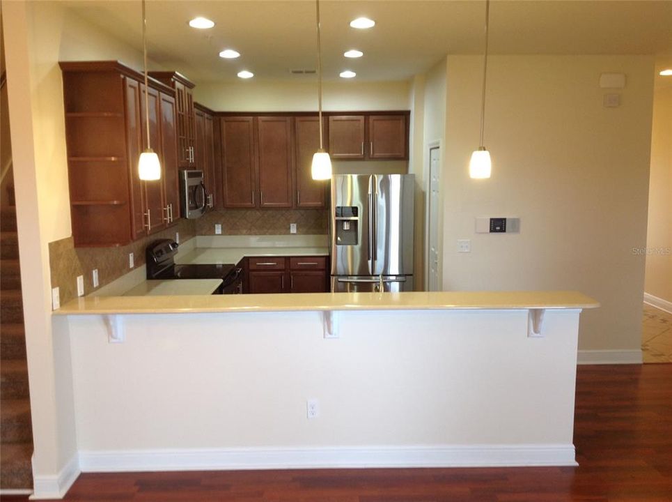 For Rent: $2,300 (3 beds, 2 baths, 1751 Square Feet)
