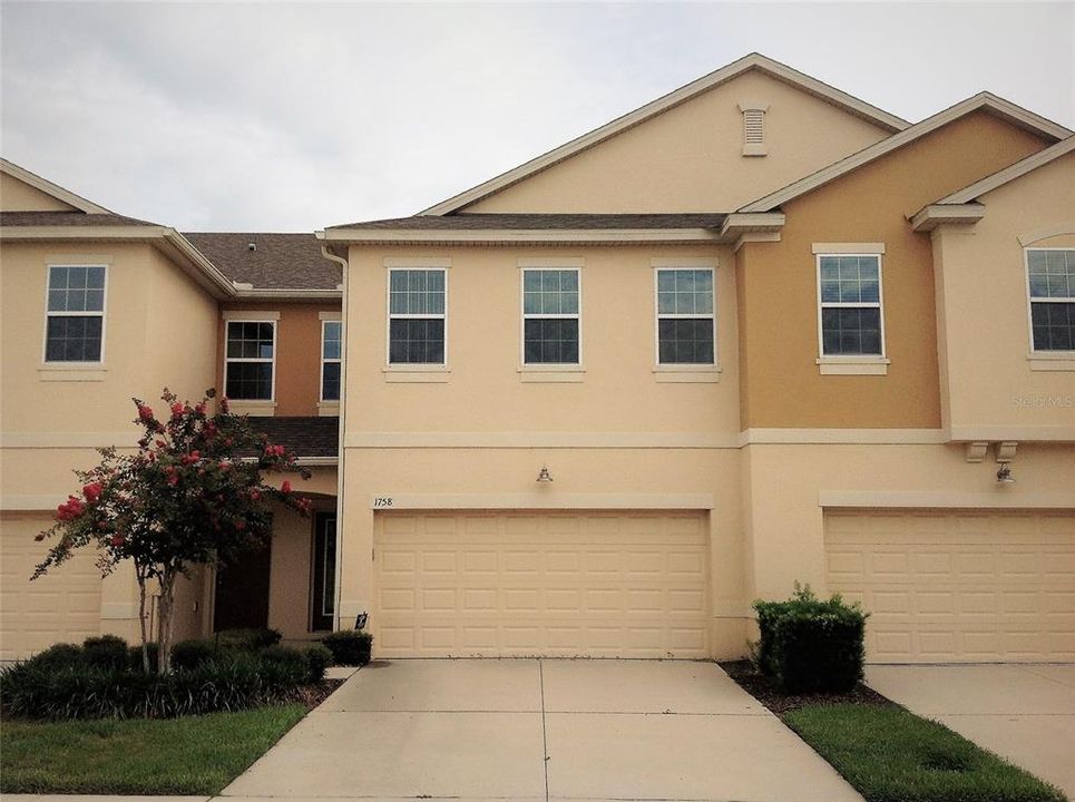 For Rent: $2,300 (3 beds, 2 baths, 1751 Square Feet)