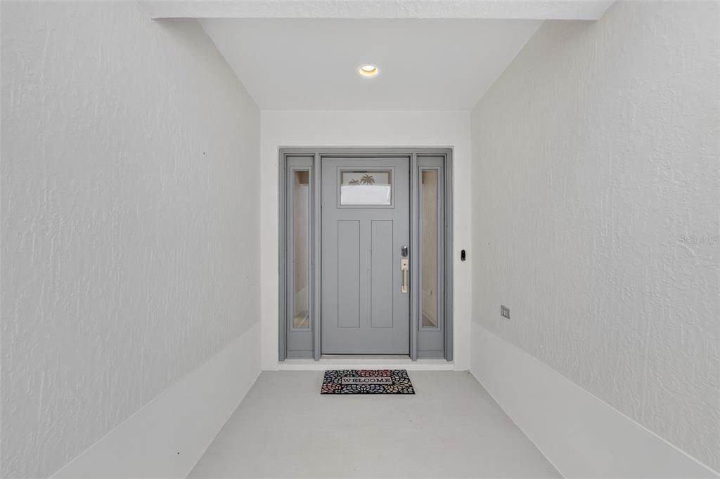 En Venta: $799,000 (3 camas, 3 baños, 1905 Pies cuadrados)