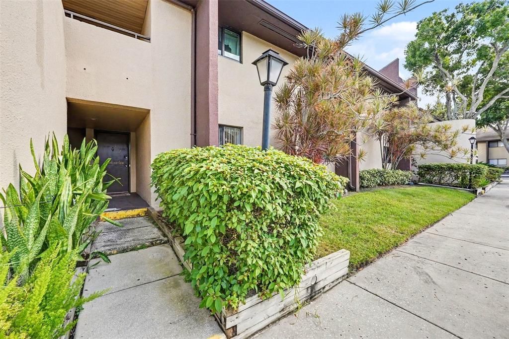 : $168,900 (2 camas, 2 baños, 975 Pies cuadrados)