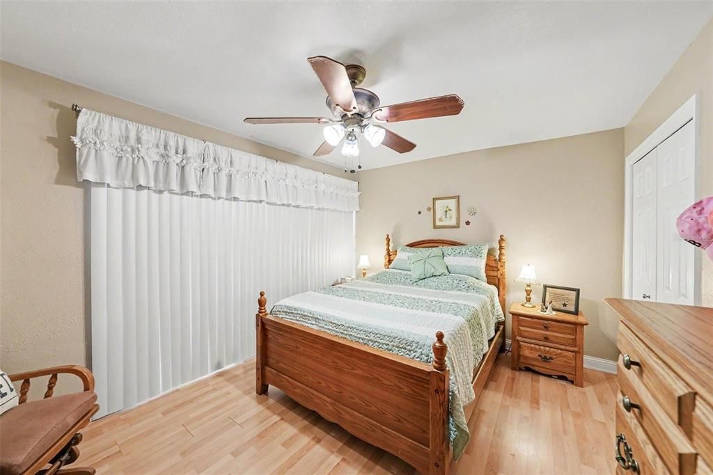 : $168,900 (2 camas, 2 baños, 975 Pies cuadrados)