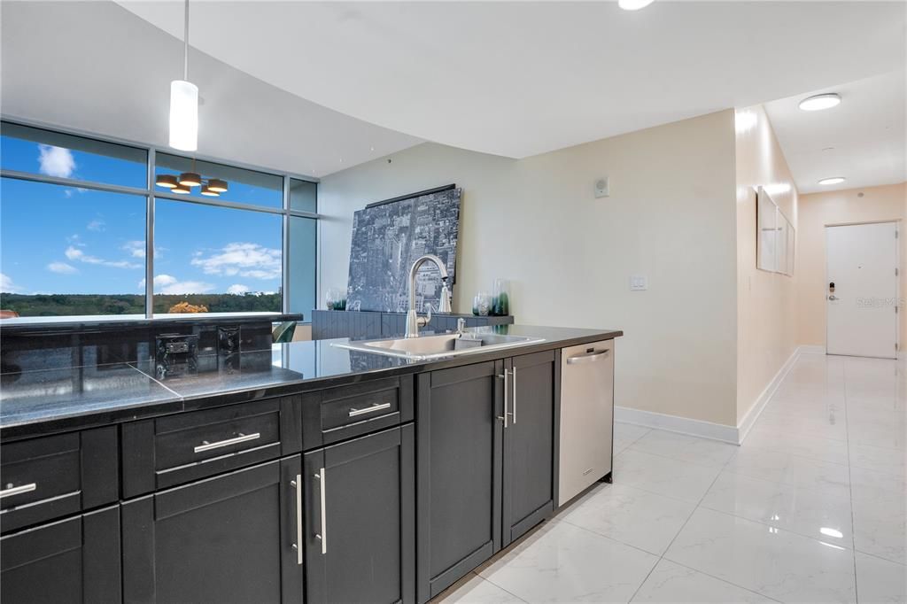 For Rent: $5,800 (3 beds, 2 baths, 2009 Square Feet)
