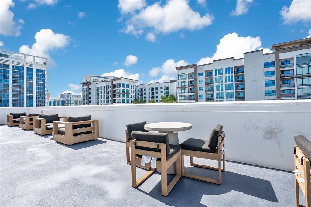 For Rent: $5,800 (3 beds, 2 baths, 2009 Square Feet)