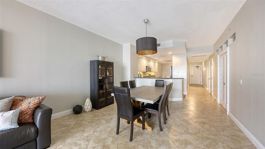For Rent: $5,500 (2 beds, 2 baths, 1758 Square Feet)