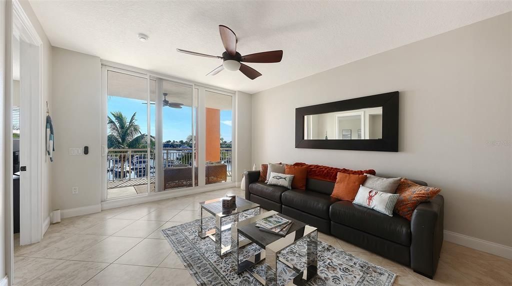 For Rent: $5,500 (2 beds, 2 baths, 1758 Square Feet)