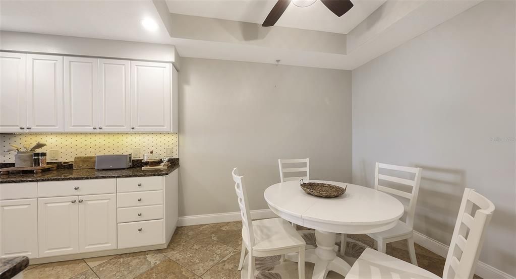For Rent: $5,500 (2 beds, 2 baths, 1758 Square Feet)