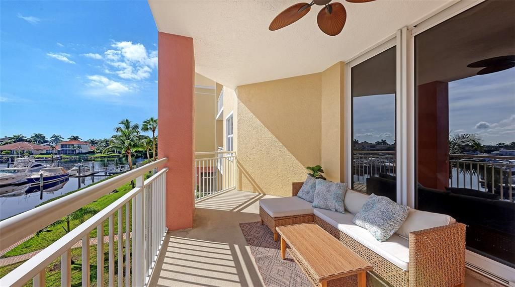 For Rent: $5,500 (2 beds, 2 baths, 1758 Square Feet)