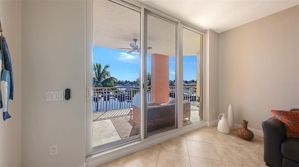 For Rent: $5,500 (2 beds, 2 baths, 1758 Square Feet)