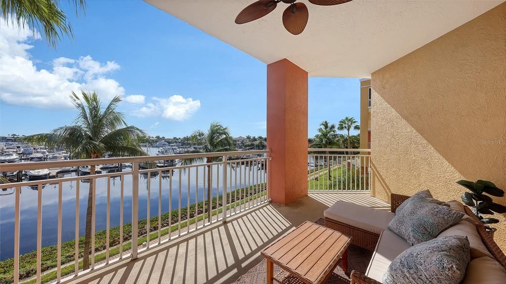For Rent: $5,500 (2 beds, 2 baths, 1758 Square Feet)
