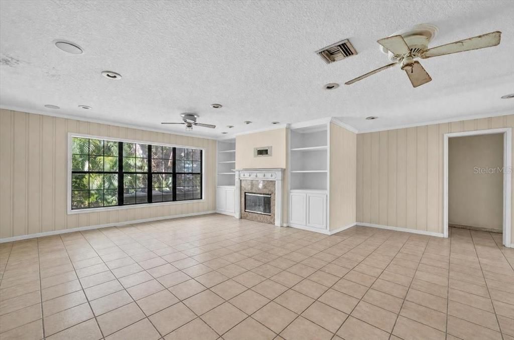 For Sale: $1,200,000 (4 beds, 3 baths, 3334 Square Feet)