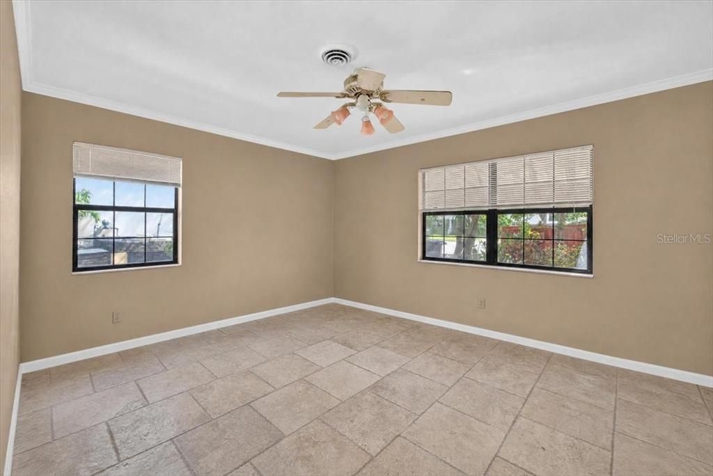 For Sale: $1,200,000 (4 beds, 3 baths, 3334 Square Feet)
