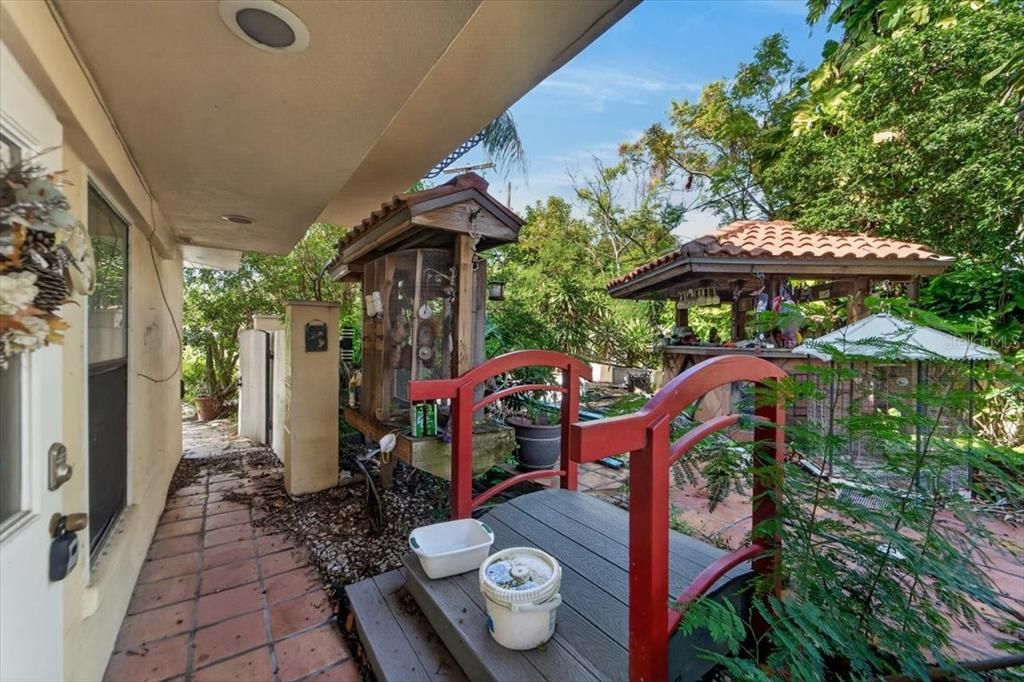 For Sale: $1,200,000 (4 beds, 3 baths, 3334 Square Feet)