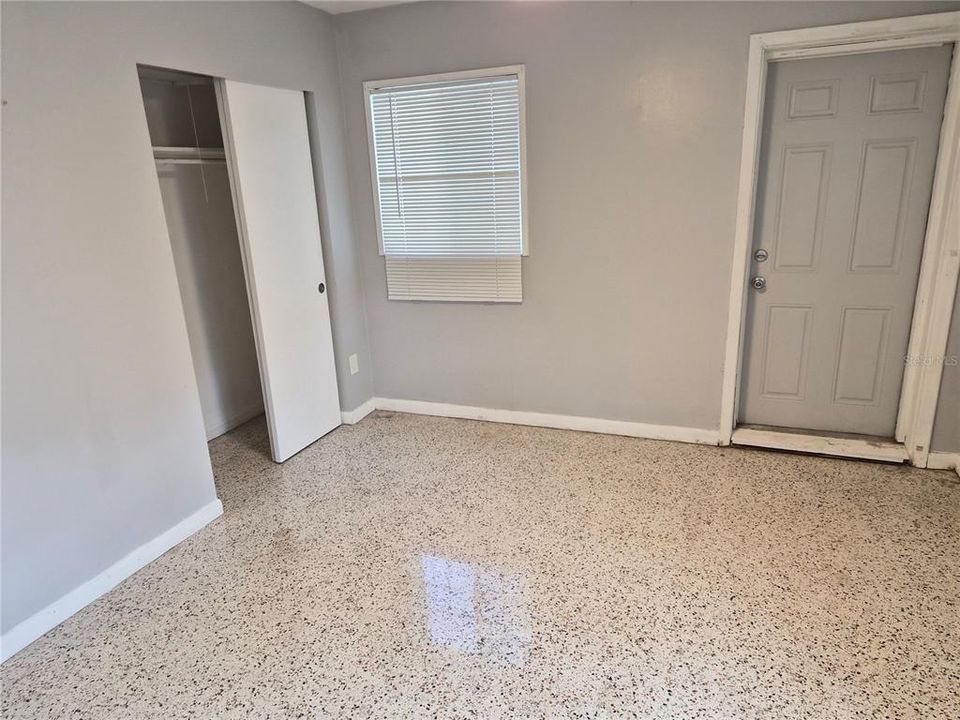 For Rent: $2,400 (3 beds, 2 baths, 1456 Square Feet)