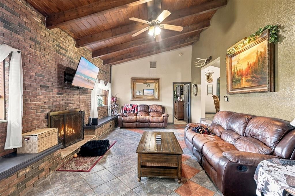 En Venta: $5,900,000 (7 camas, 6 baños, 2826 Pies cuadrados)