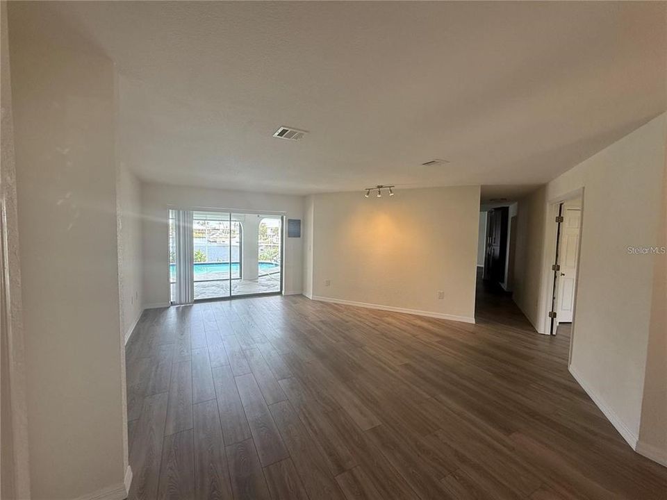En Renta: $3,000 (4 camas, 2 baños, 2043 Pies cuadrados)
