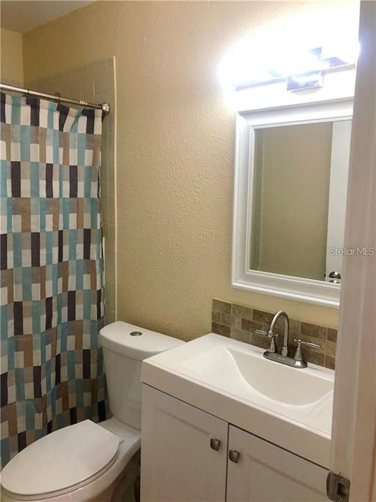 For Rent: $1,700 (2 beds, 2 baths, 865 Square Feet)