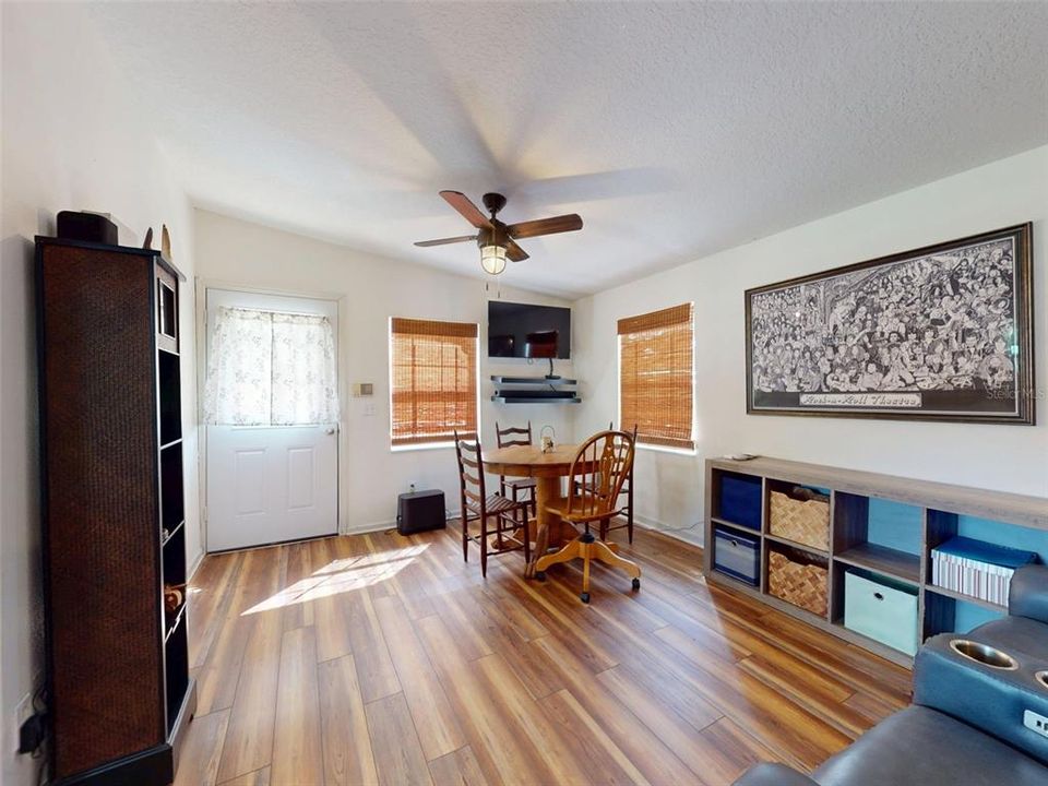 For Sale: $675,000 (2 beds, 2 baths, 1556 Square Feet)