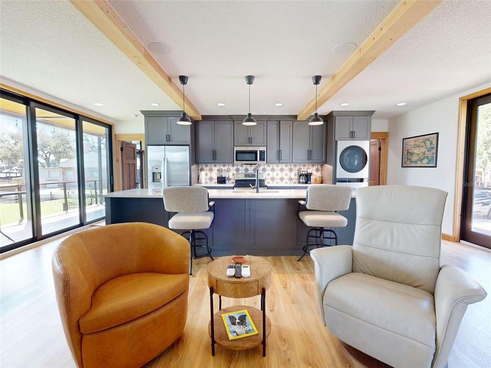 For Sale: $675,000 (2 beds, 2 baths, 1556 Square Feet)
