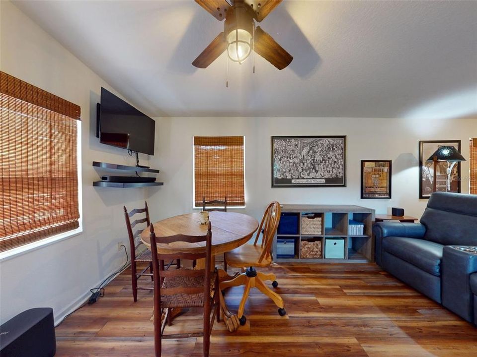 For Sale: $675,000 (2 beds, 2 baths, 1556 Square Feet)