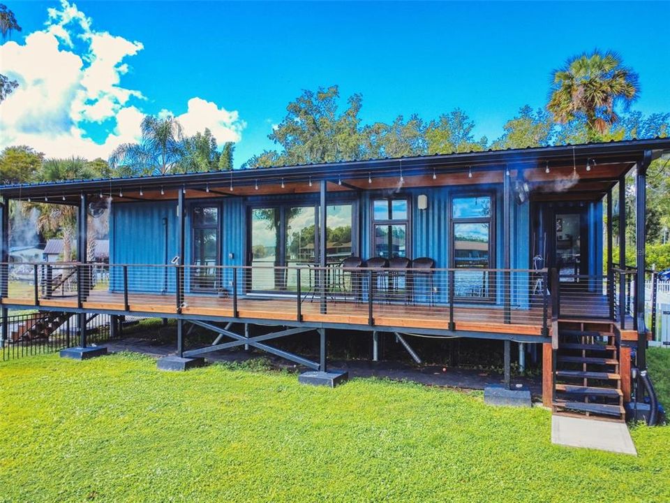 For Sale: $675,000 (2 beds, 2 baths, 1556 Square Feet)