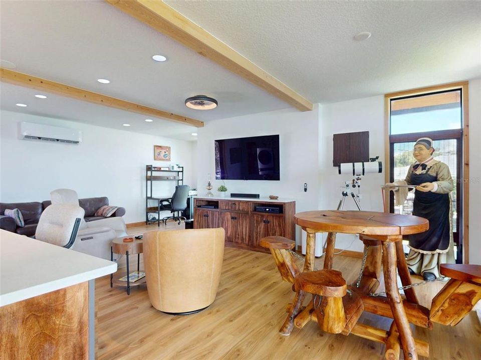 For Sale: $675,000 (2 beds, 2 baths, 1556 Square Feet)