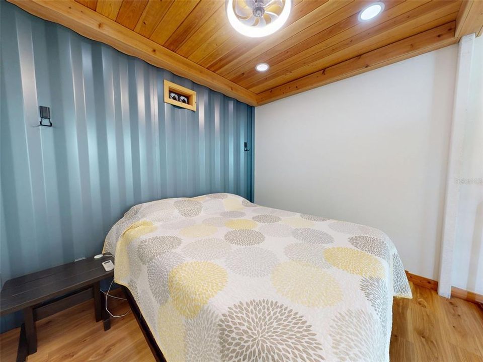 For Sale: $675,000 (2 beds, 2 baths, 1556 Square Feet)