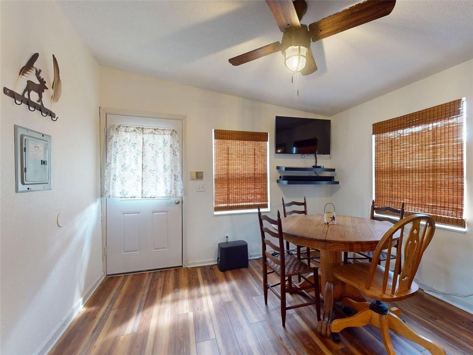 For Sale: $675,000 (2 beds, 2 baths, 1556 Square Feet)