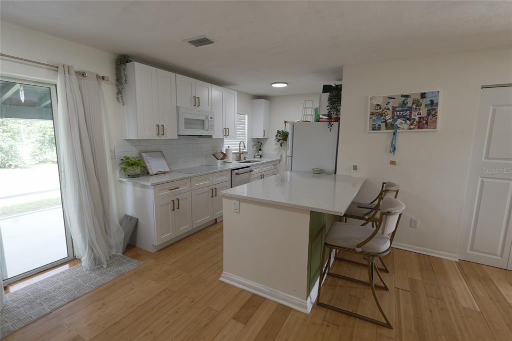 En Venta: $239,000 (2 camas, 1 baños, 910 Pies cuadrados)