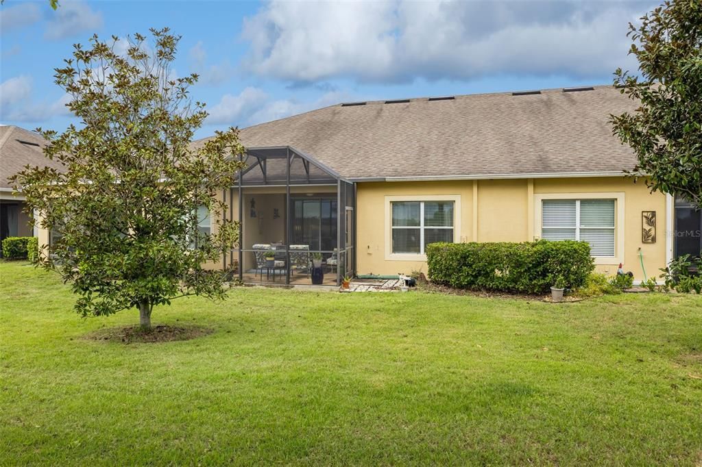 For Sale: $275,000 (2 beds, 2 baths, 1374 Square Feet)