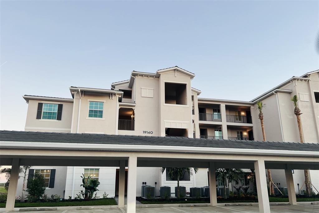 For Sale: $315,000 (2 beds, 2 baths, 1154 Square Feet)