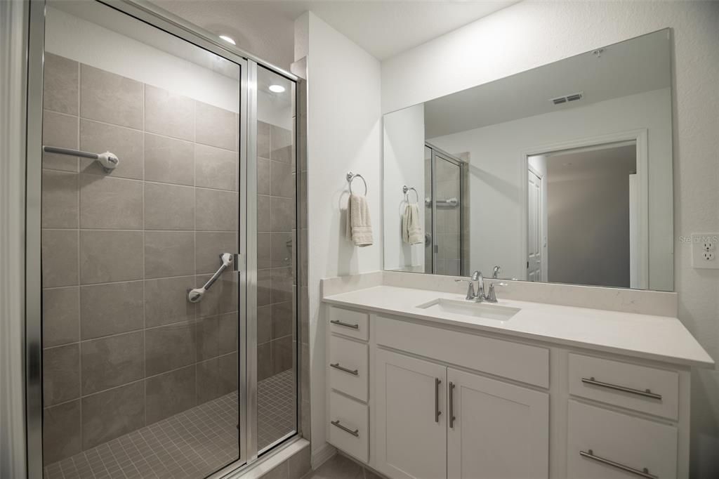 For Sale: $315,000 (2 beds, 2 baths, 1154 Square Feet)