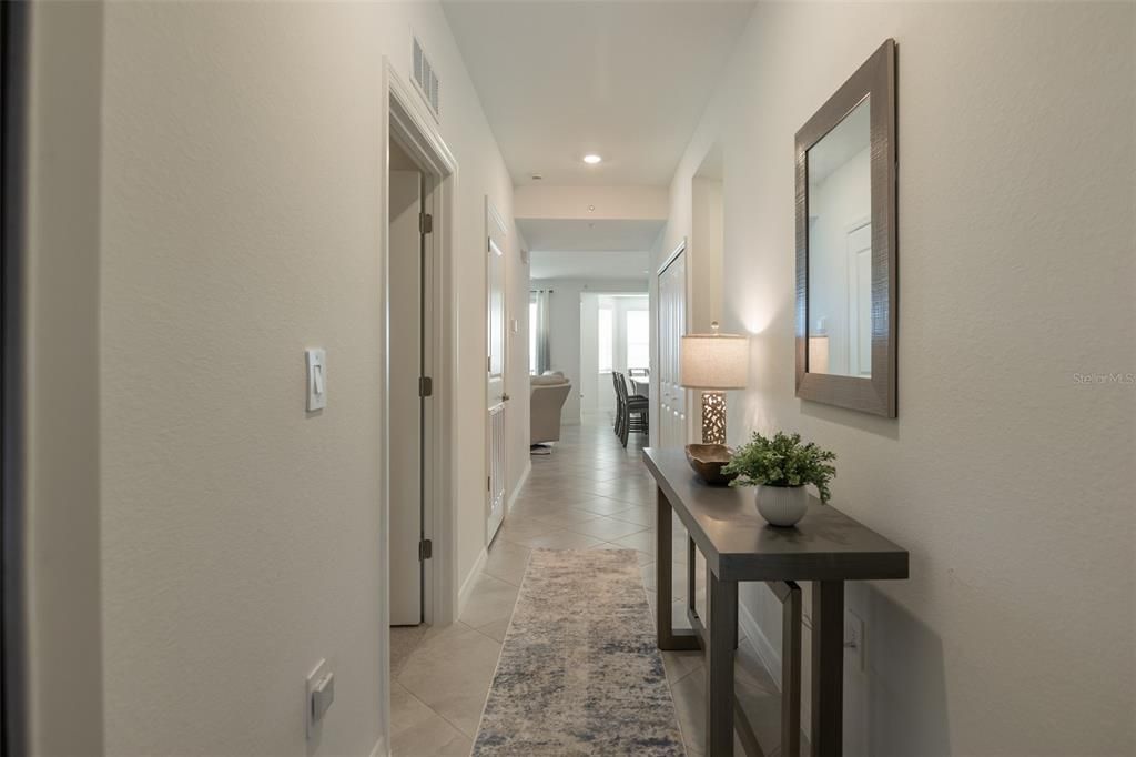 For Sale: $315,000 (2 beds, 2 baths, 1154 Square Feet)