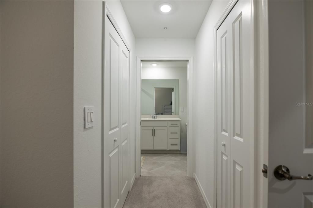 For Sale: $315,000 (2 beds, 2 baths, 1154 Square Feet)
