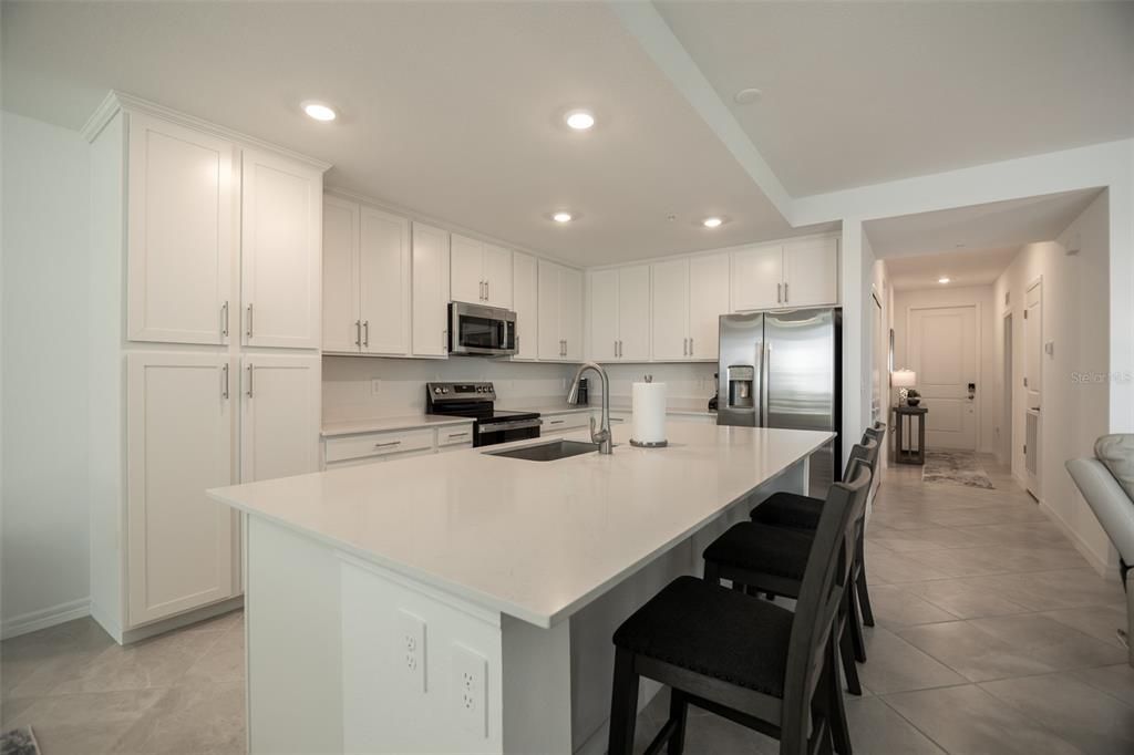 For Sale: $315,000 (2 beds, 2 baths, 1154 Square Feet)