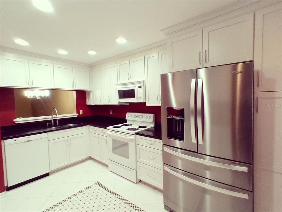 For Rent: $1,900 (2 beds, 2 baths, 1173 Square Feet)