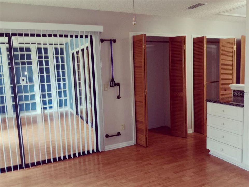 For Rent: $1,900 (2 beds, 2 baths, 1173 Square Feet)