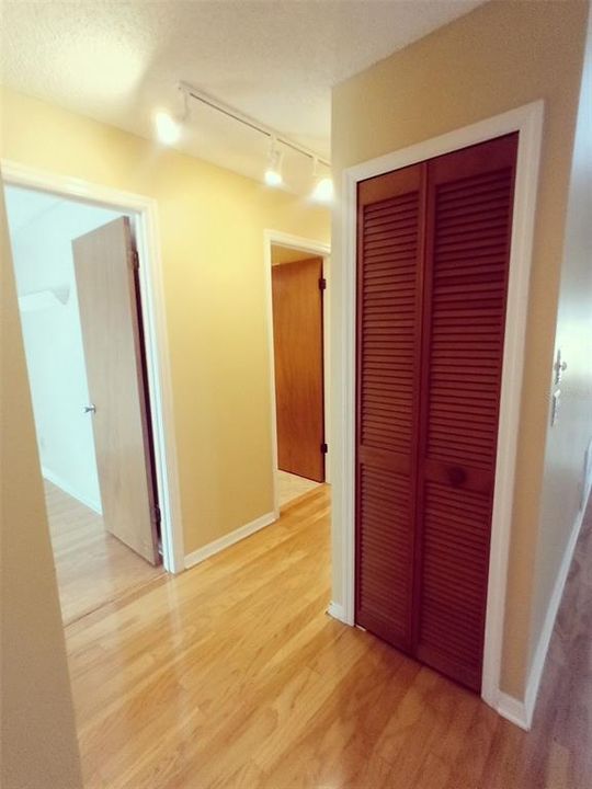 For Rent: $1,900 (2 beds, 2 baths, 1173 Square Feet)
