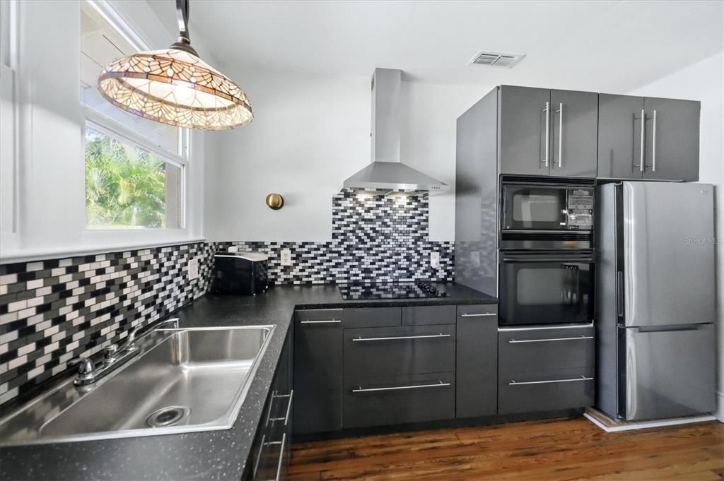 En Venta: $420,000 (2 camas, 1 baños, 1426 Pies cuadrados)