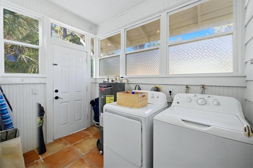 En Venta: $420,000 (2 camas, 1 baños, 1426 Pies cuadrados)