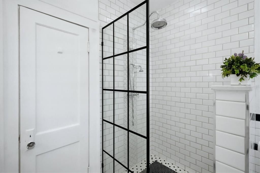 En Venta: $420,000 (2 camas, 1 baños, 1426 Pies cuadrados)
