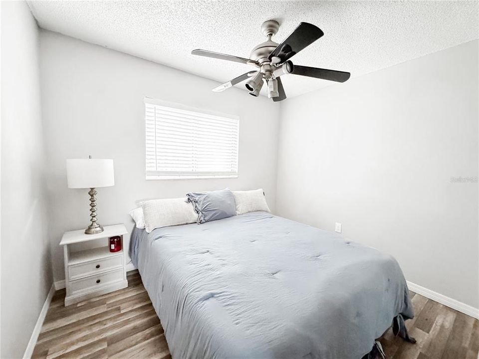 For Sale: $329,900 (3 beds, 1 baths, 962 Square Feet)