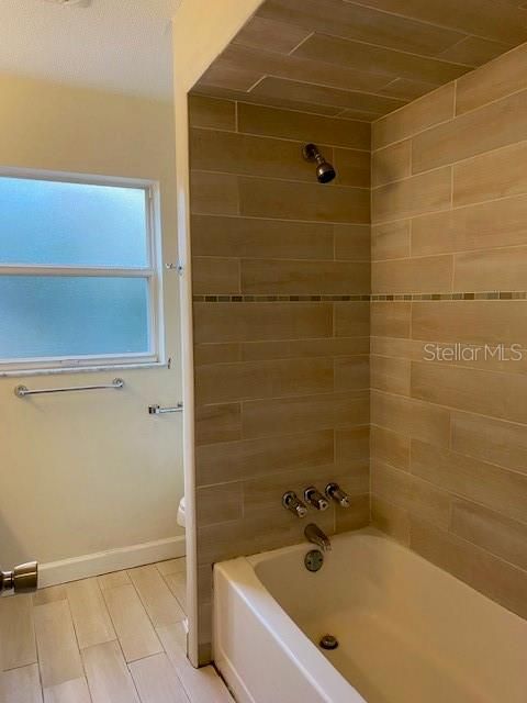 For Rent: $1,850 (3 beds, 2 baths, 2012 Square Feet)
