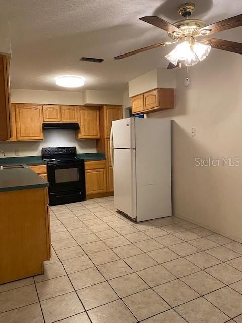 For Rent: $1,850 (3 beds, 2 baths, 2012 Square Feet)