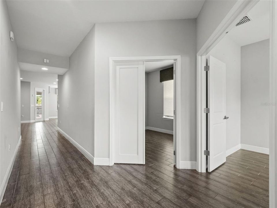 En Venta: $899,000 (4 camas, 3 baños, 2748 Pies cuadrados)