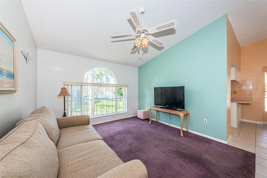 For Sale: $355,000 (3 beds, 2 baths, 1423 Square Feet)